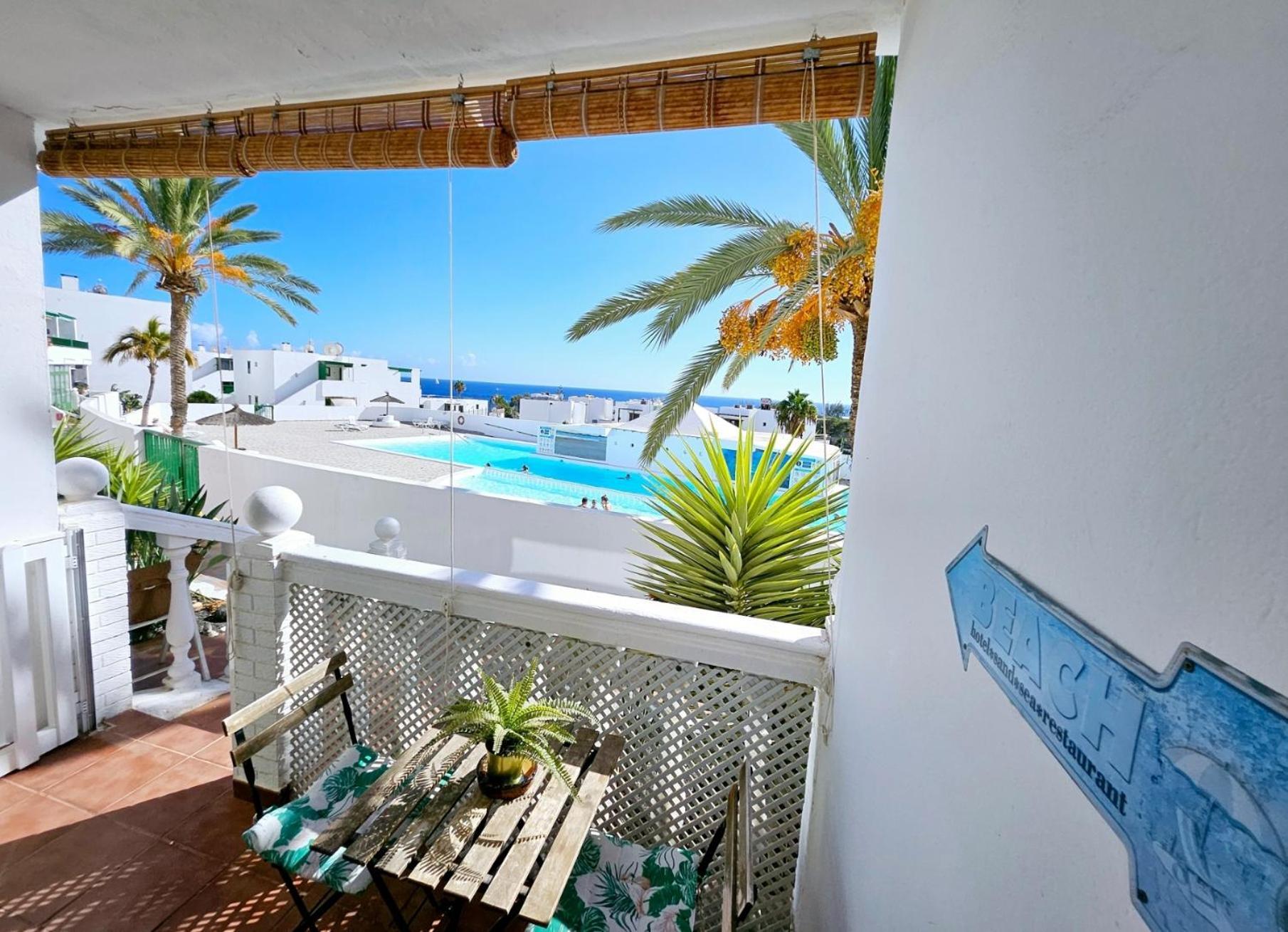 Azul Tuscan Playa Y Piscina Costa Teguise Eksteriør billede