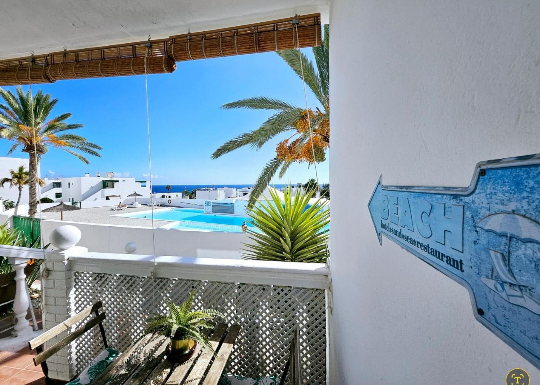 Azul Tuscan Playa Y Piscina Costa Teguise Eksteriør billede