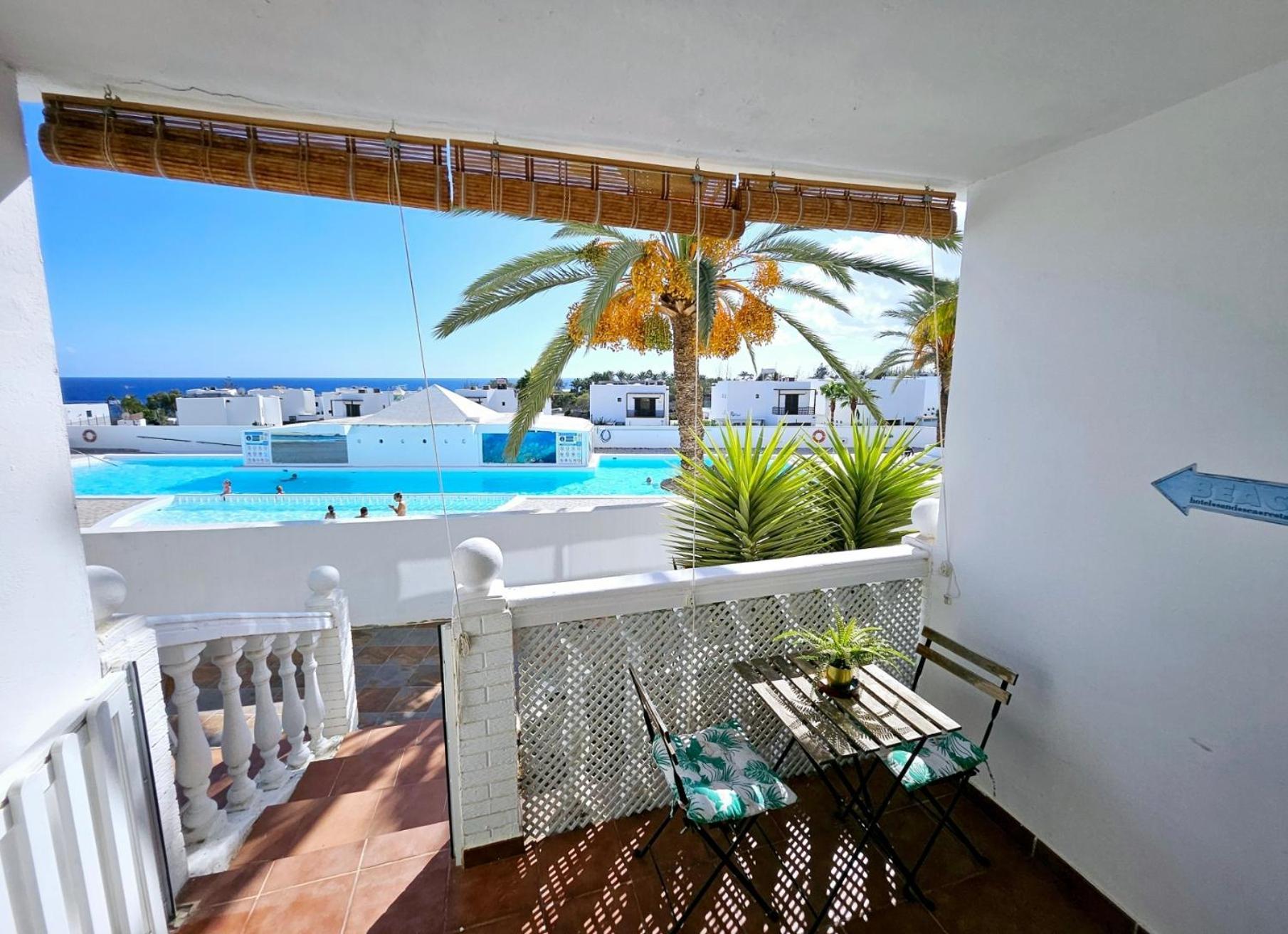 Azul Tuscan Playa Y Piscina Costa Teguise Eksteriør billede
